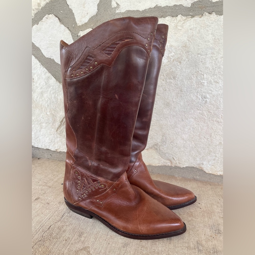 Circle S Brand Brown Boots. Size 7.5. Made in Brazil.